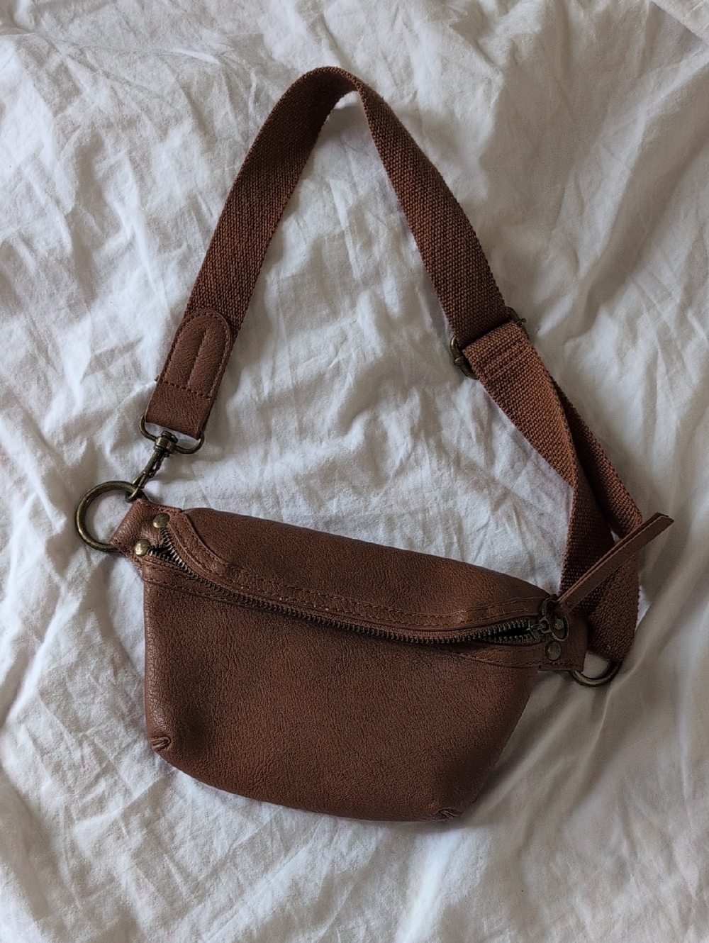 Universal ♾️ threads faux leather fanny pack
